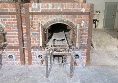 Dachau, Almanya 13 Temmuz 2020: Dachau toplama kampındaki krematoryumda fırın