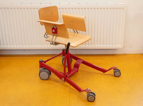 Speciální Židle Pro Handicapované Děti Upravená Židle Kterou Lze Využít — Stock fotografie