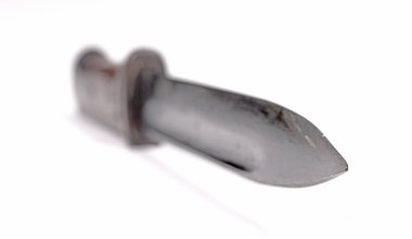 Alman ordusu ww2 dönemi süngüsü (44asw), beyaz üzerine izole edilmiş