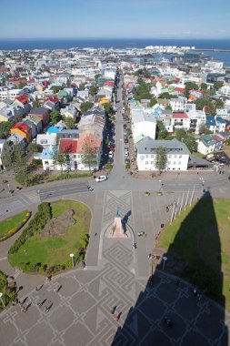 Reykjavik, İzlanda 'nın renkli başkenti, yaz mevsimi.