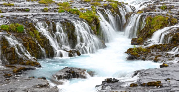 Bruarfoss Wasserfall Island Strahlend Blaues Eiskaltes Wasser — Stockfoto