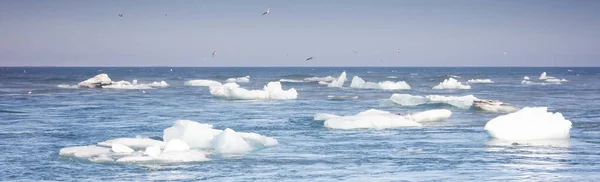 Icebergs Flotando Océano Atlántico Diamond Beach Islandia Sur — Foto de Stock