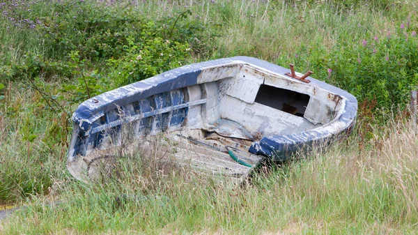 Gammal båt — Stockfoto