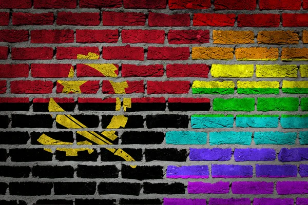 Muro de ladrillo oscuro - Derechos LGBT - Angola — Foto de Stock