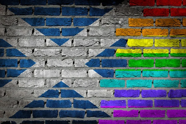 Muro de ladrillo oscuro - Derechos LGBT - Escocia — Foto de Stock