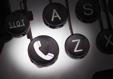 Daktilo ile özel düğme