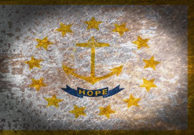 Eski paslı metal işareti bir bayrak ile