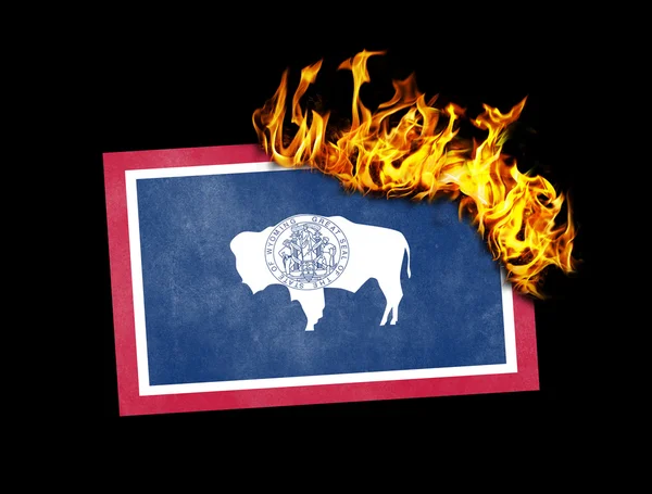 Сожжение флага - Вайоминг — стоковое фото