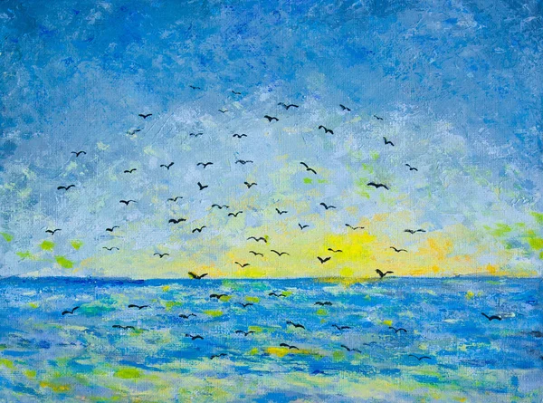 Захід сонця в морі, птахи в небі — стокове фото