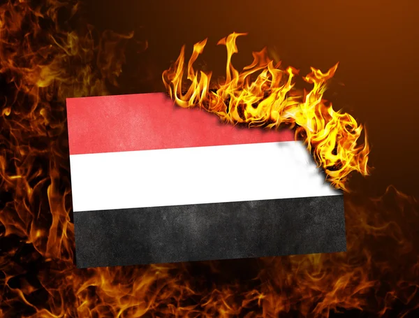 Flag burning - Yemen — Stock Photo, Image