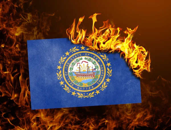 Flagga burning - New Hampshire — Stockfoto