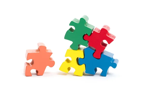 Puzzelstukjes geïsoleerd — Stockfoto