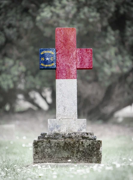 Gravestone no cemitério - Carolina do Norte — Fotografia de Stock