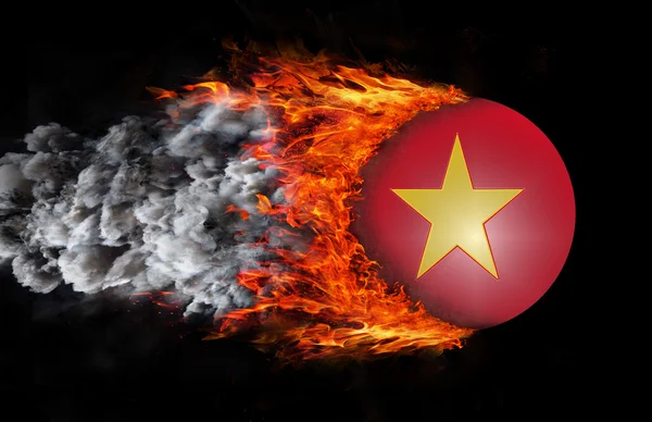 Zászló és egy nyom a tűz és füst - Vietnam — Stock Fotó