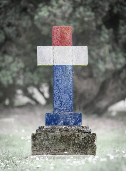 Grafsteen op het kerkhof - Nederland — Stockfoto