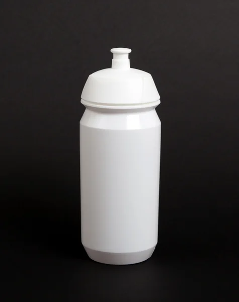 Botella de agua blanca —  Fotos de Stock