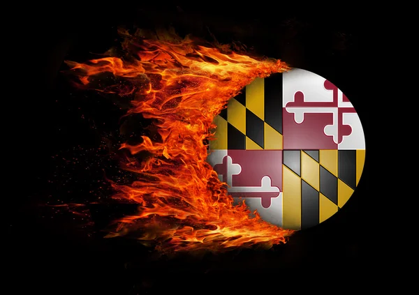 Bandera del estado de Estados Unidos con un rastro de fuego - Maryland —  Fotos de Stock