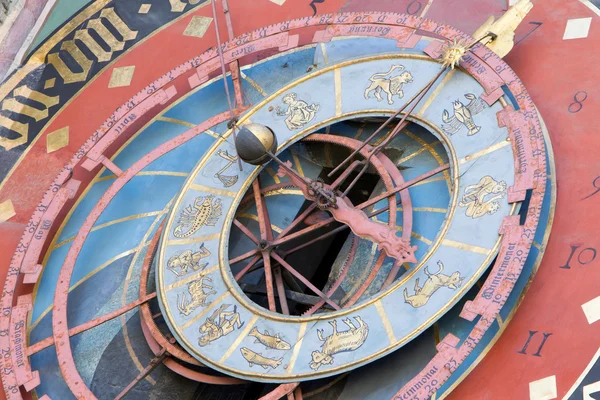 Zytglogge zodiakaal klok in Bern, Zwitserland — Stockfoto