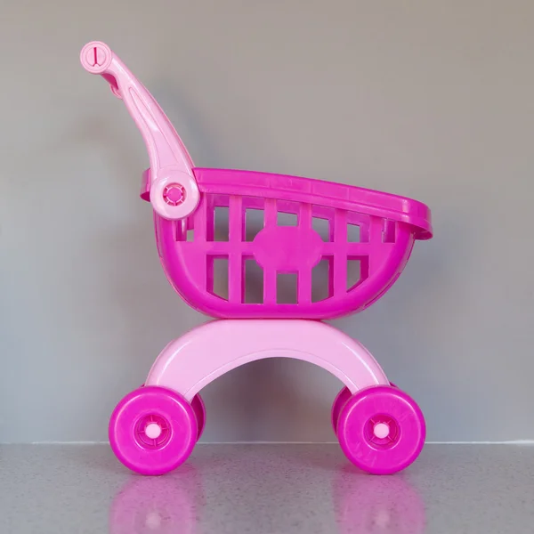 Pink shopping cart — Stock Photo, Image