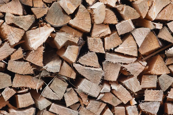 Suche drewno posiekane dzienniki — Zdjęcie stockowe