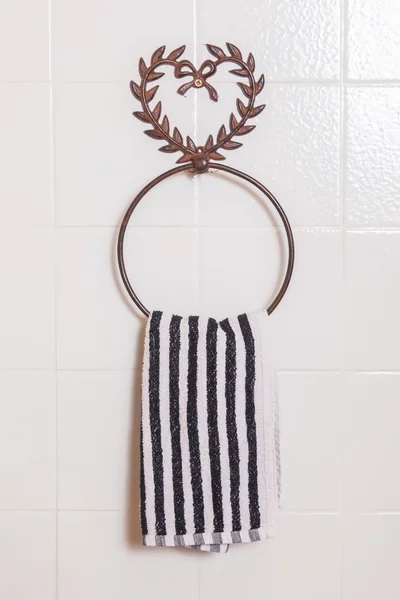 Ring shaped towel holder with towel — Stock Photo, Image