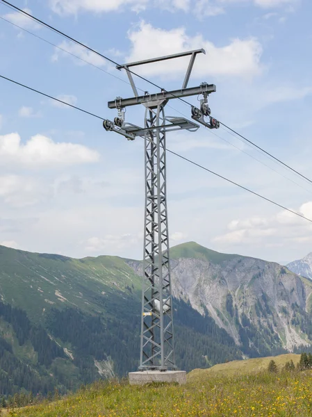 Pólo de um teleférico — Fotografia de Stock