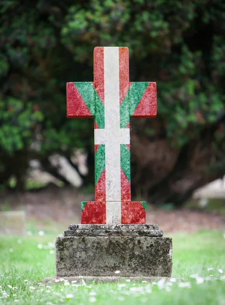 Very old gravestone in the cemetery — Stock Photo, Image