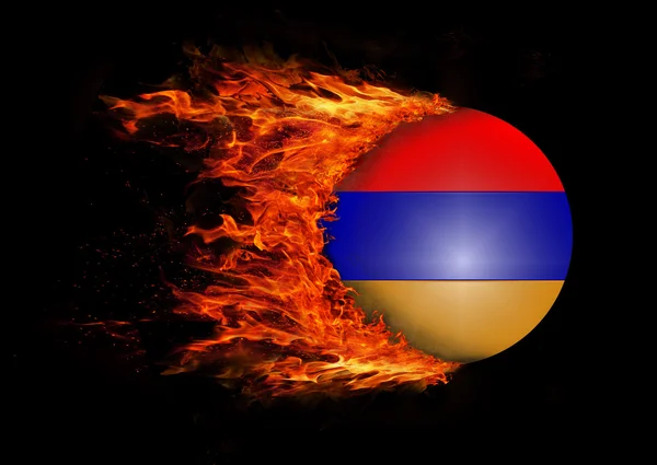 Flagge mit einer Spur des Feuers - Armenien — Stockfoto