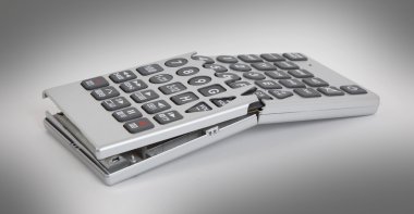 Kırık eski uzaktan kumanda tv