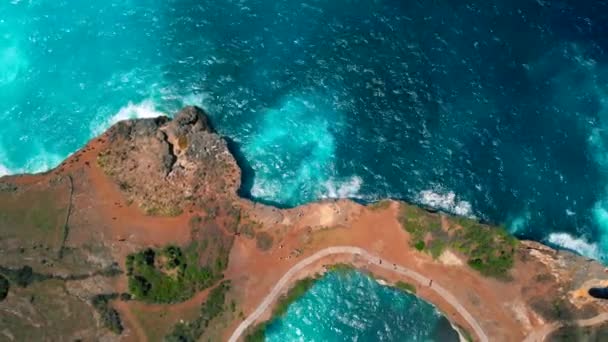 Bali Nusa Penida Törött Tengerparti Nevezetesség — Stock videók