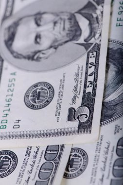 enyüz dolarlık banknotlar