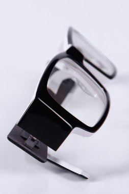 optik siyah gözlük