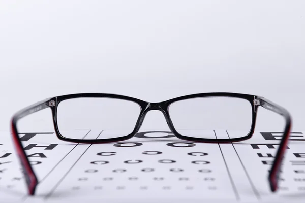 Okulary i wykres oko — Zdjęcie stockowe