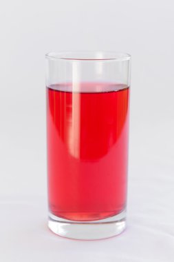  Kırmızı vişne suyu