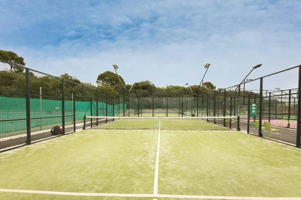 Court Tennis Vert Avec Couleur Ciel — Photo