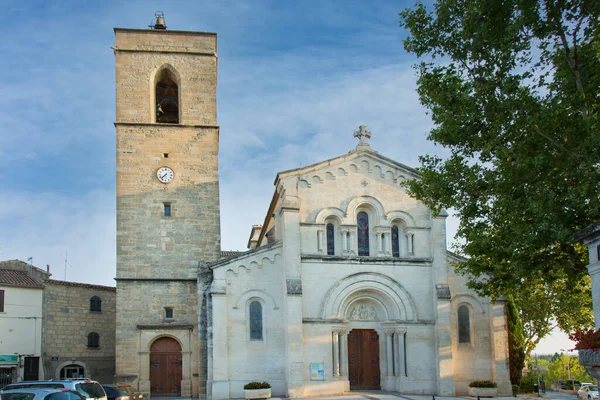Kerk Van Fabregues Frankrijk Met Haar Klokkentoren Geclassificeerd Als Historisch — Stockfoto
