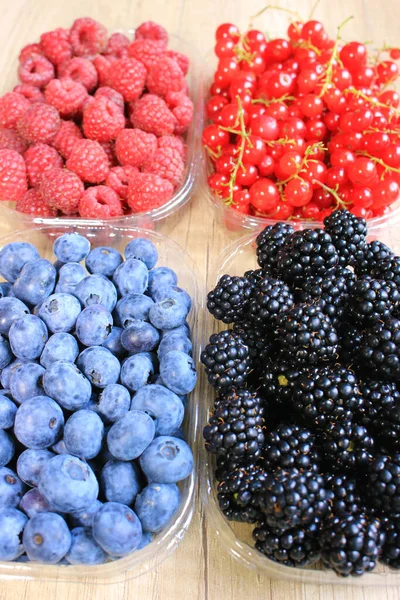 Fresh Berries Wooden Background Blueberry Raspberry Blackberry Red Currant — Stock Photo, Image