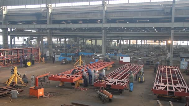 Usine pour la production de wagons — Video