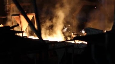 Ergitme fırınlarında demir döküm,