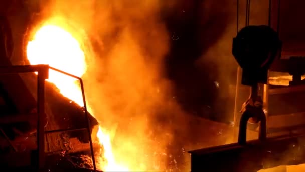 熔炼炉中铁 — 图库视频影像
