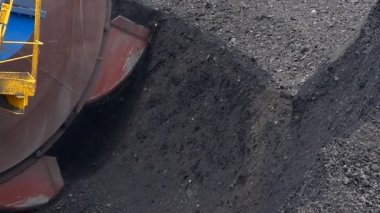 Kömür kazı için tekerlekli ekskavatör