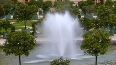 Çeşme ve Bahçe de Versailles
