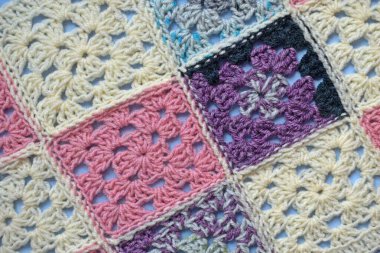 Çok renkli örgü arka plan. Soyut geometrik desen..