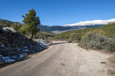 Views of La Pedriza from Canto Cochino clipart