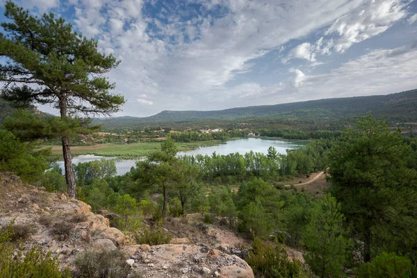 Uitzicht Una Lagune Het Gelegen Het Natuurpark Serrania Cuenca Spanje — Stockfoto