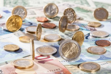 Avro banknotları ve paralar 