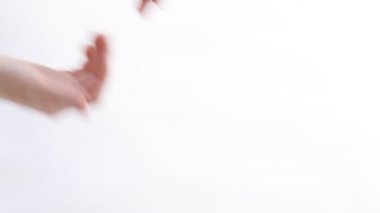 eller için para isteyen ve almak