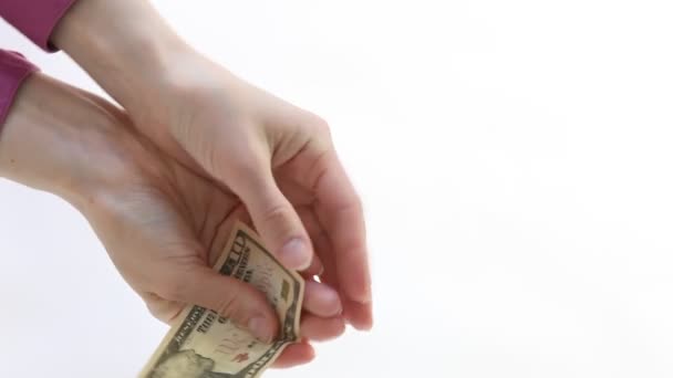 Руки запитують гроші і отримують їх — стокове відео