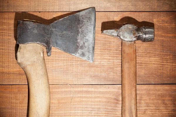 Ax and hammer — Stock Photo, Image