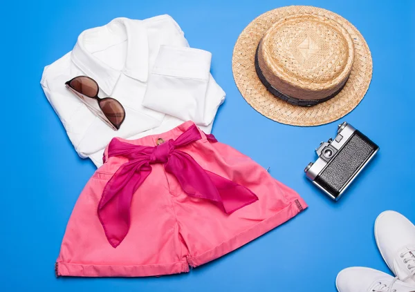 Colección de ropa y accesorios para mujer de verano —  Fotos de Stock